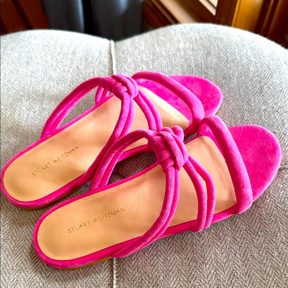 Stuart Weitzman Pink Sandals with Elegant Bow Detail